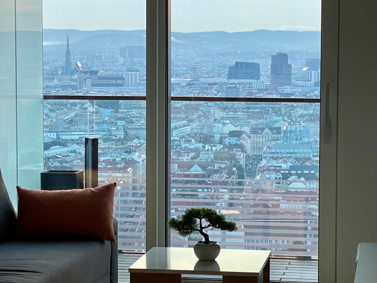 Triiiple Level 31 - Sonnenwohnen Apartment Mit Fantastischem Ausblick Und Parkplatz Wien Eksteriør bilde