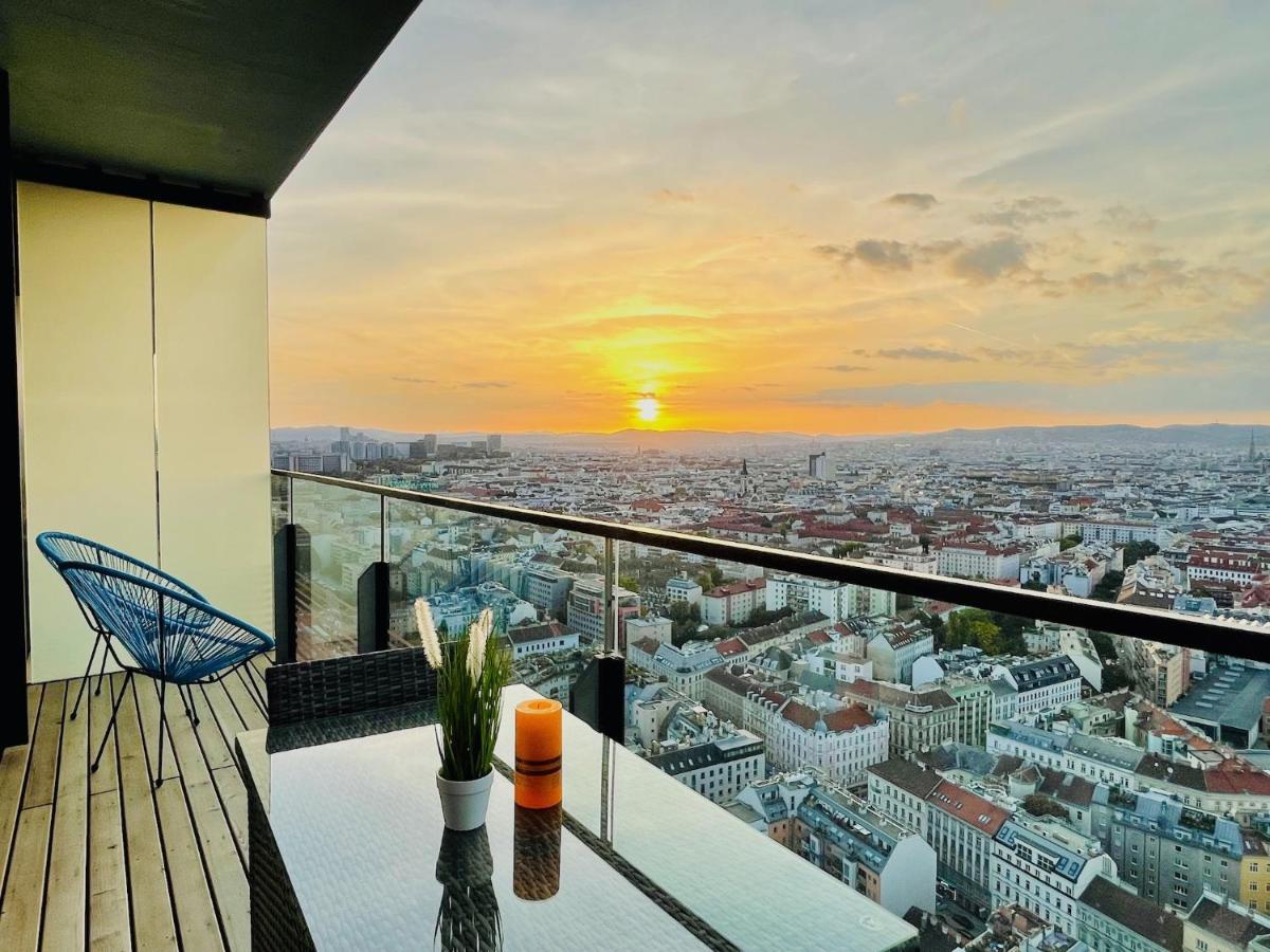 Triiiple Level 31 - Sonnenwohnen Apartment Mit Fantastischem Ausblick Und Parkplatz Wien Eksteriør bilde