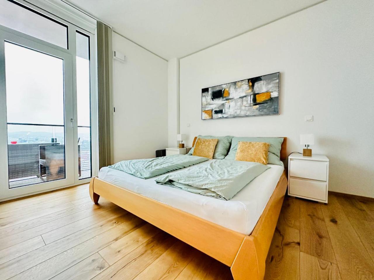 Triiiple Level 31 - Sonnenwohnen Apartment Mit Fantastischem Ausblick Und Parkplatz Wien Eksteriør bilde