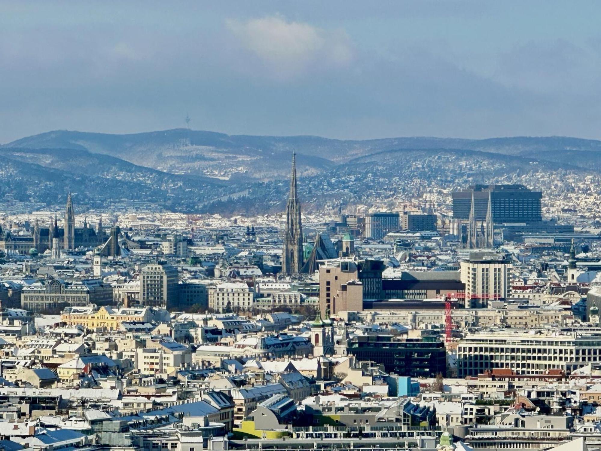 Triiiple Level 31 - Sonnenwohnen Apartment Mit Fantastischem Ausblick Und Parkplatz Wien Eksteriør bilde